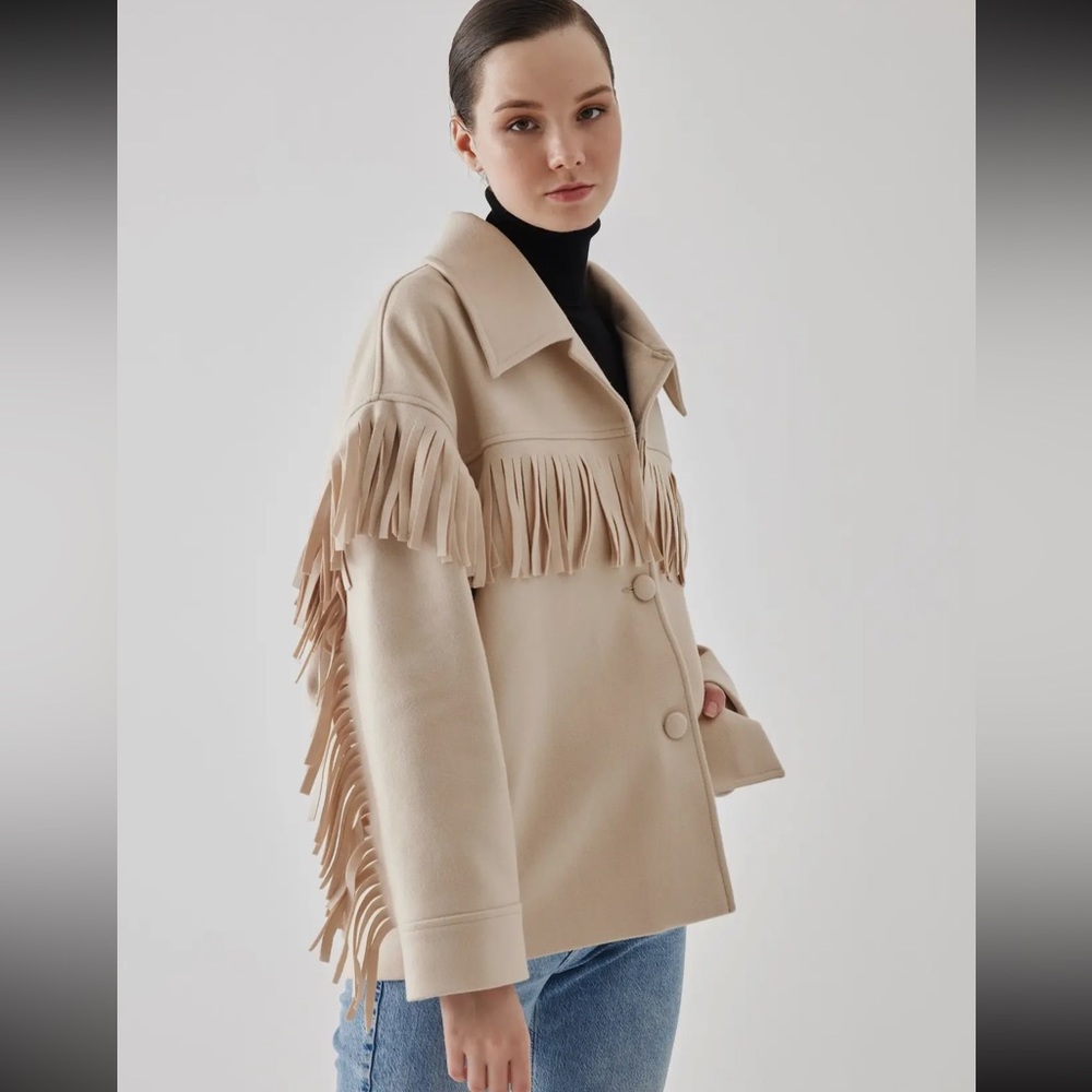 76 Fringe Detail Oversized Beige Bouclé Jacket